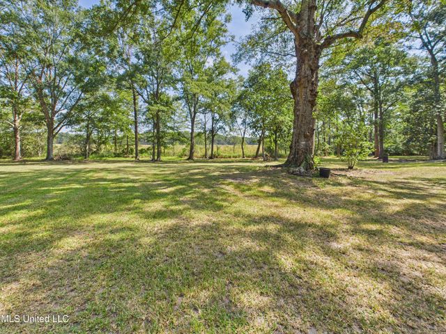 1504 Sioux Bayou Drive, Gautier, MS 39553