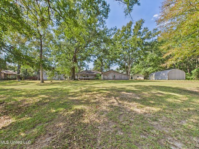1504 Sioux Bayou Drive, Gautier, MS 39553