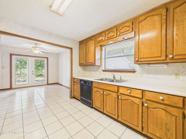 1504 Sioux Bayou Drive, Gautier, MS 39553