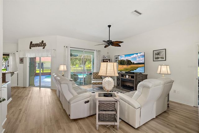 1 SLIPPER FLOWER PATH E, Palm Coast, FL 32164