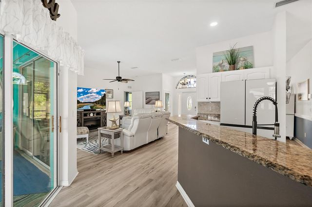 1 SLIPPER FLOWER PATH E, Palm Coast, FL 32164