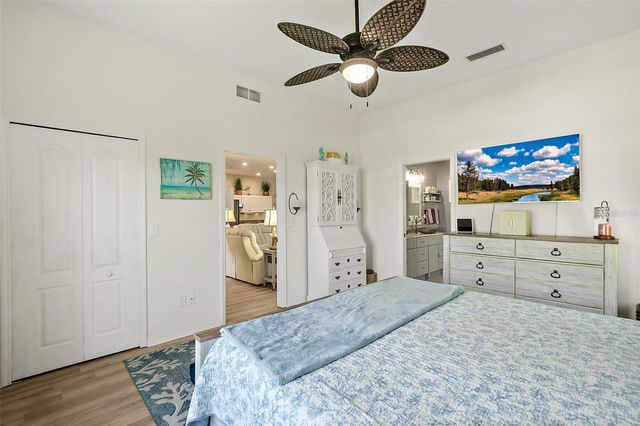 1 SLIPPER FLOWER PATH E, Palm Coast, FL 32164