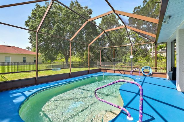 1 SLIPPER FLOWER PATH E, Palm Coast, FL 32164