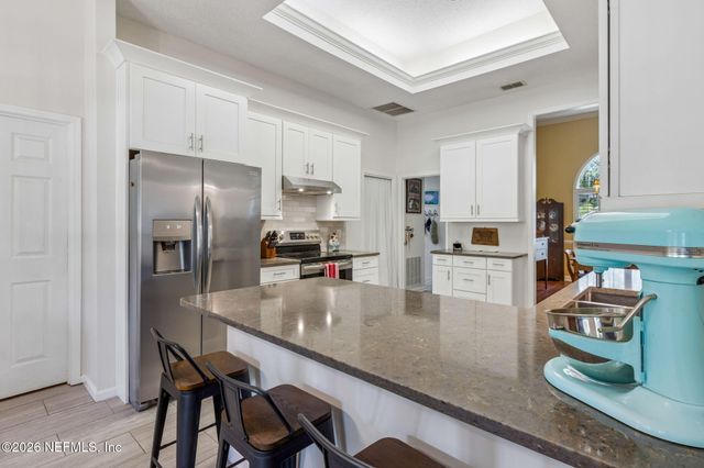 11849 CLEARWATER OAKS Drive W, Jacksonville, FL 32223