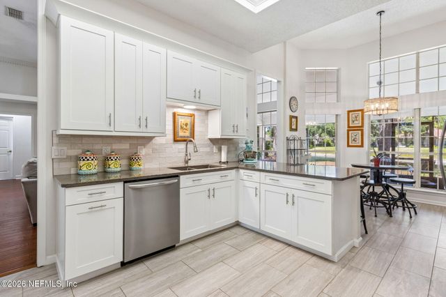 11849 CLEARWATER OAKS Drive W, Jacksonville, FL 32223
