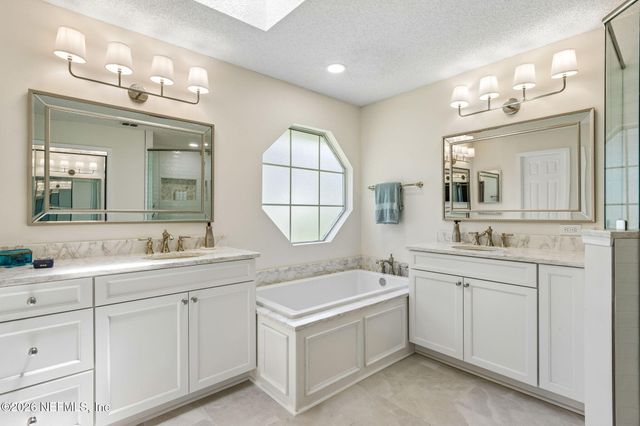 11849 CLEARWATER OAKS Drive W, Jacksonville, FL 32223