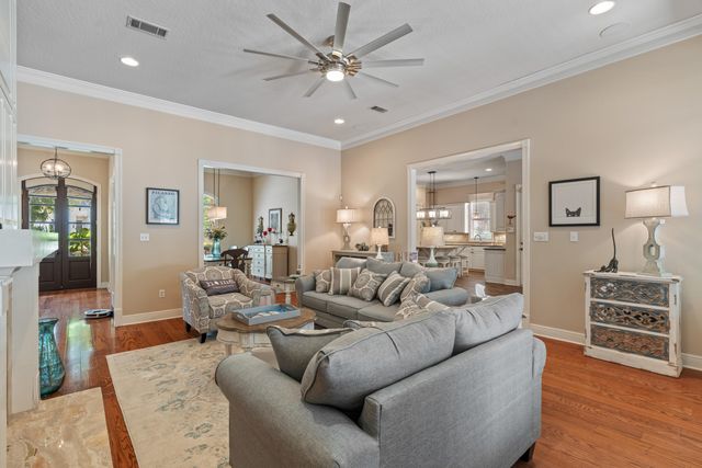 6 Spice Bush, Hattiesburg, MS 39402