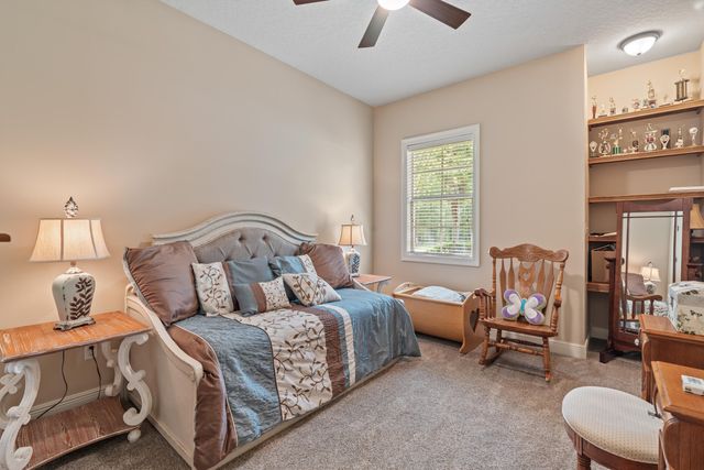 6 Spice Bush, Hattiesburg, MS 39402