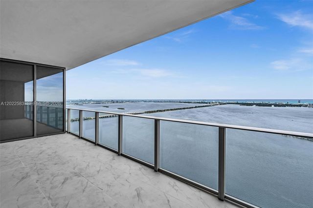 700 NE 24th st 5404, Miami, FL 33137
