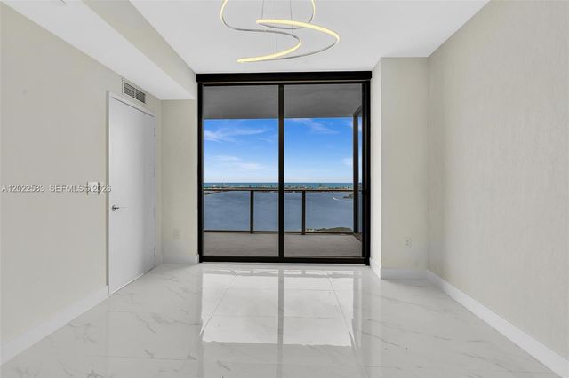 700 NE 24th st 5404, Miami, FL 33137