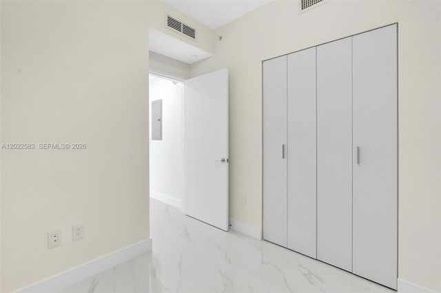 700 NE 24th st 5404, Miami, FL 33137