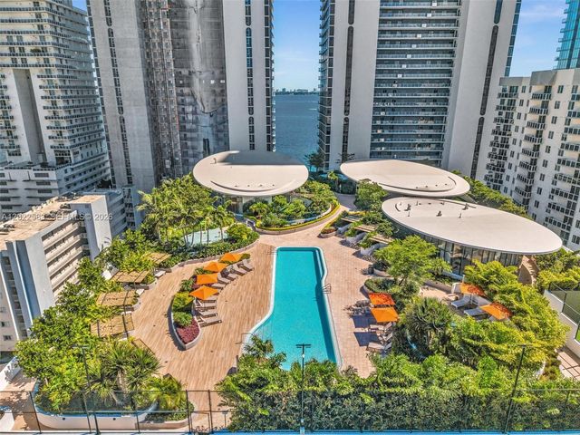 700 NE 24th st 5404, Miami, FL 33137