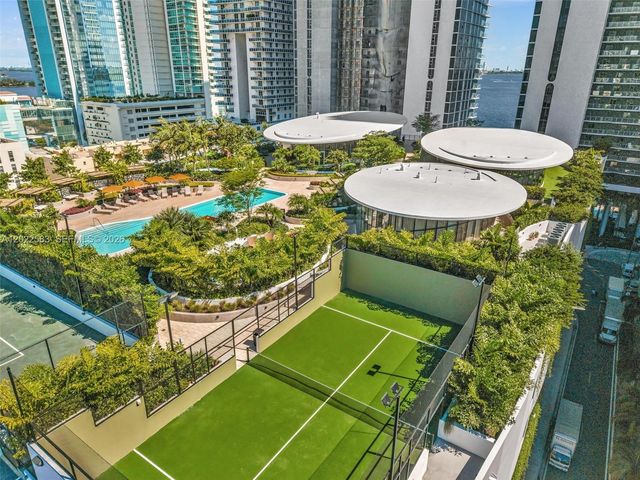 700 NE 24th st 5404, Miami, FL 33137