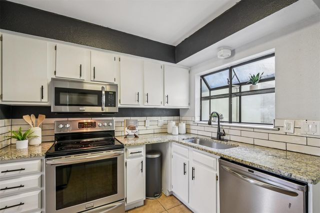 1706 Timber Ridge DR, Austin, TX 78741