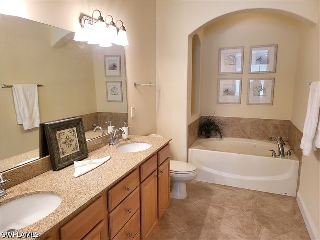 1337 Corso Palermo CT 1, Naples, FL 34105
