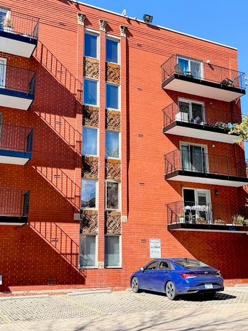 1041 Susan Collins Lane 402, Oak Park, IL 60302