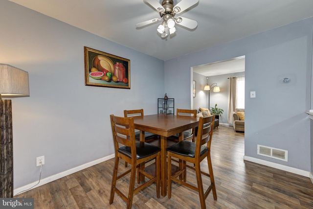 2 JUNIPER AVE, Somerdale, NJ 08083