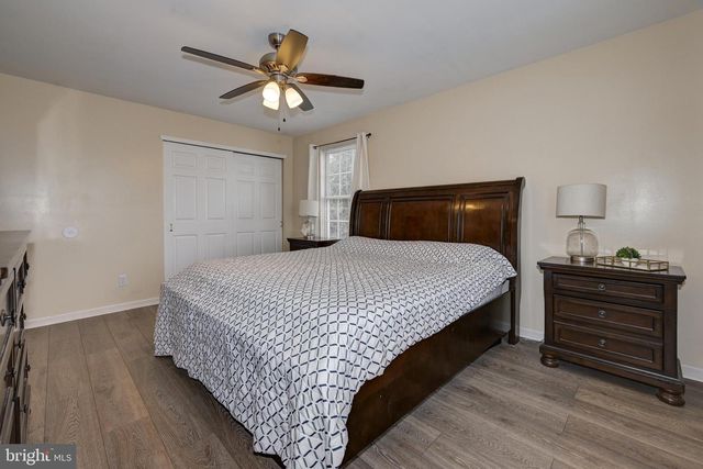 2 JUNIPER AVE, Somerdale, NJ 08083