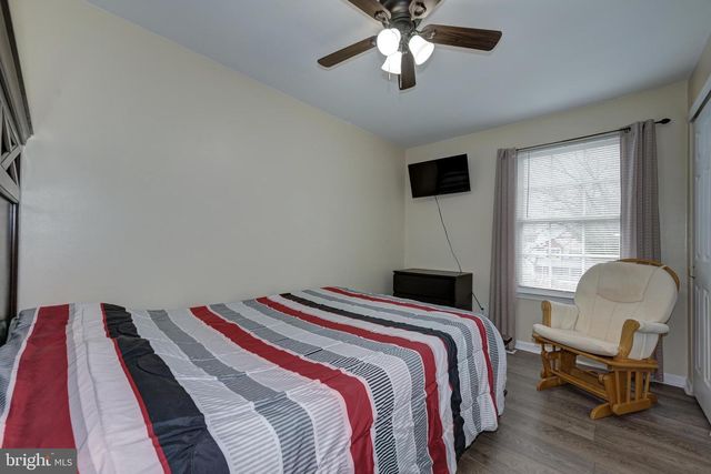 2 JUNIPER AVE, Somerdale, NJ 08083