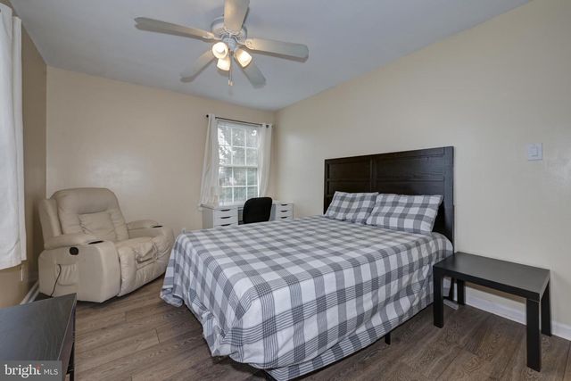 2 JUNIPER AVE, Somerdale, NJ 08083