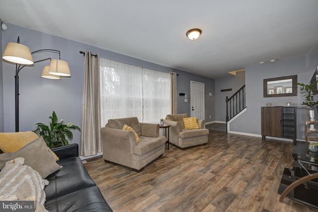 2 JUNIPER AVE, Somerdale, NJ 08083