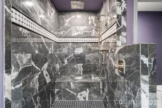 106 Deerlake Drive, Asheville, NC 28803