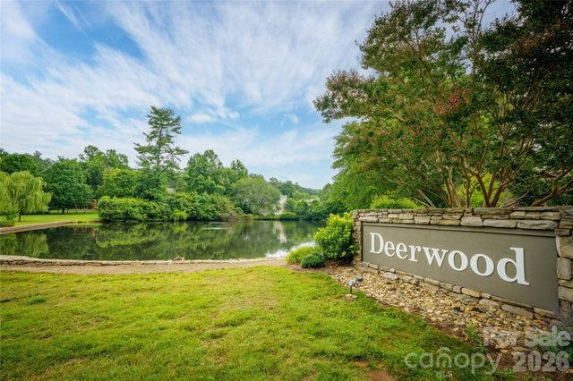 106 Deerlake Drive, Asheville, NC 28803