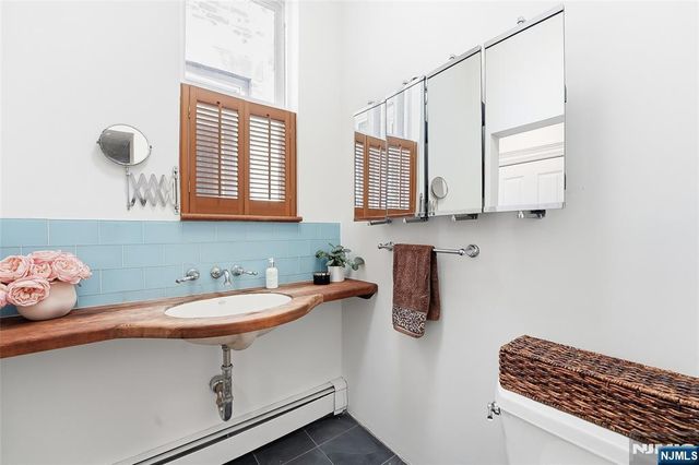 913-915 Willow Avenue 4A, Hoboken, NJ 07030