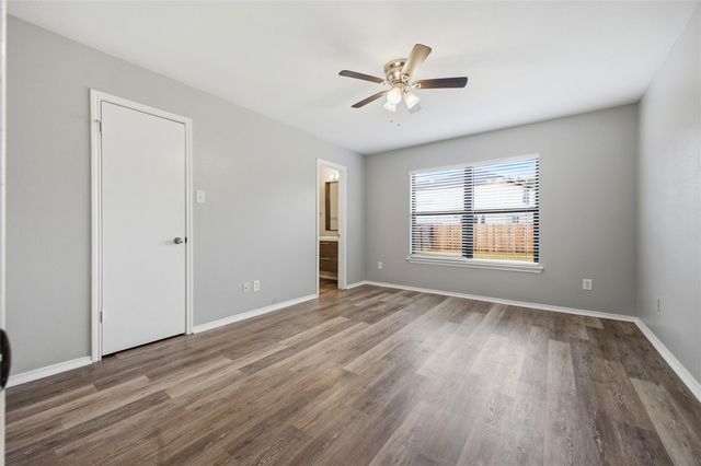 2206 Bluebonnet DR, Round Rock, TX 78664