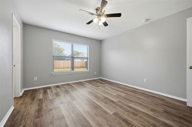 2206 Bluebonnet DR, Round Rock, TX 78664