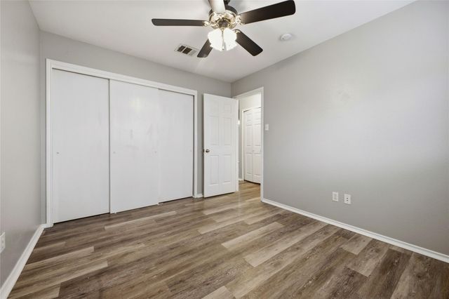 2206 Bluebonnet DR, Round Rock, TX 78664