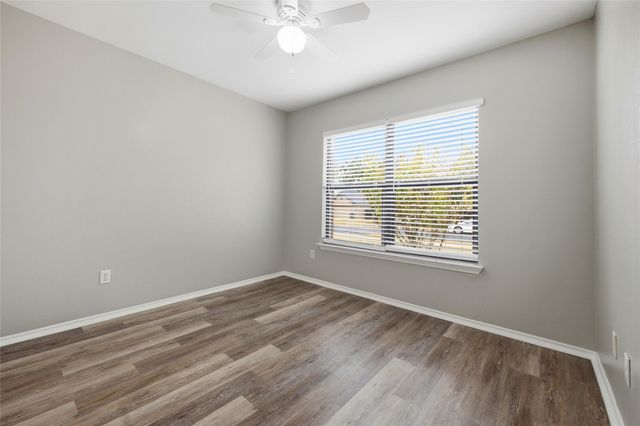 2206 Bluebonnet DR, Round Rock, TX 78664