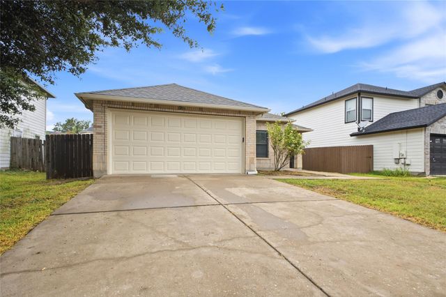 2206 Bluebonnet DR, Round Rock, TX 78664