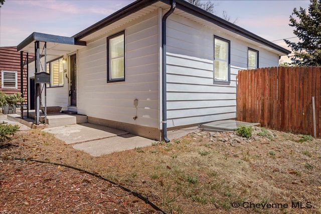 3601 ALEXANDER AVE, Cheyenne, WY 82009