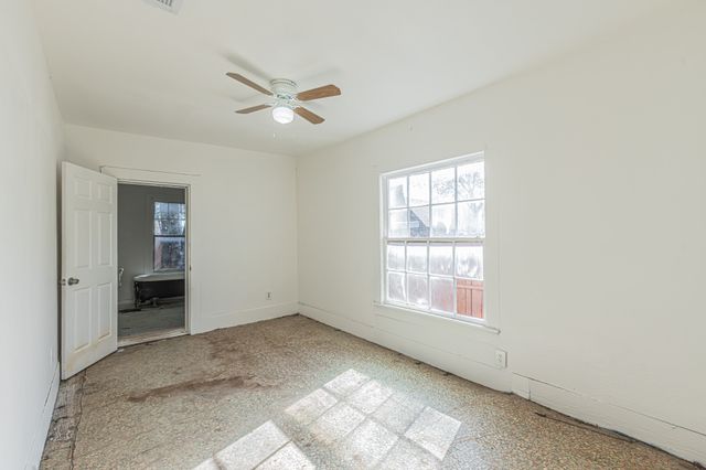 428 N Denton Street, Gainesville, TX 76240