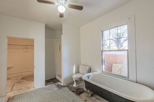 428 N Denton Street, Gainesville, TX 76240