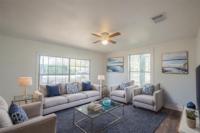 428 N Denton Street, Gainesville, TX 76240