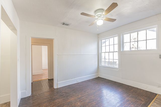 428 N Denton Street, Gainesville, TX 76240