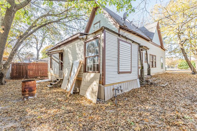 428 N Denton Street, Gainesville, TX 76240