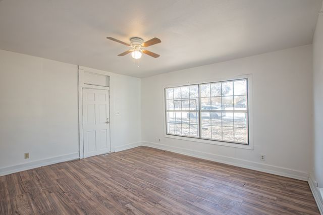 428 N Denton Street, Gainesville, TX 76240