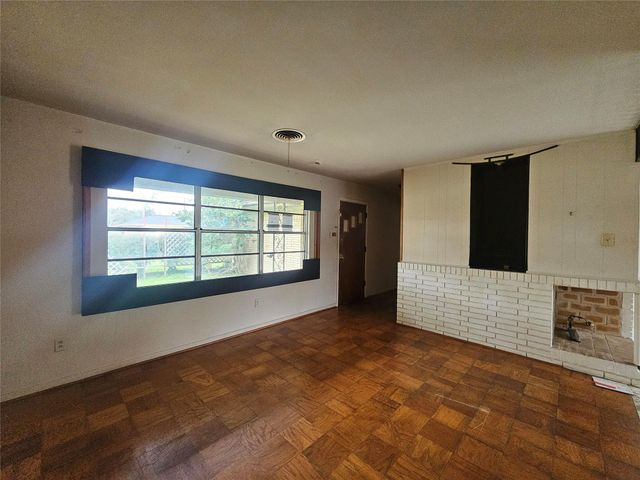 5327 Knotty Oaks Trail, Houston, TX 77045