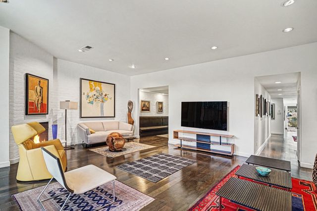 4020 Buena Vista Street, Dallas, TX 75204