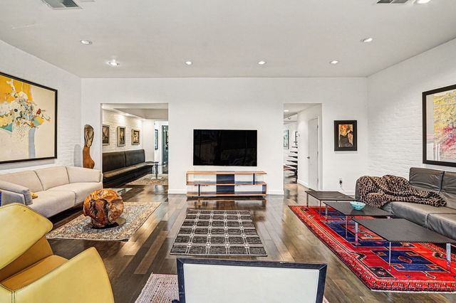 4020 Buena Vista Street, Dallas, TX 75204