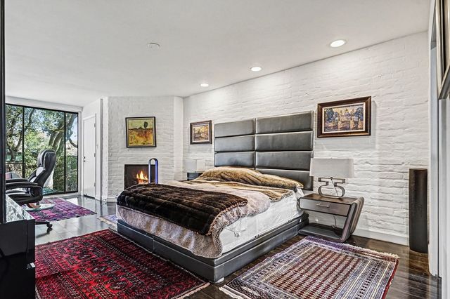 4020 Buena Vista Street, Dallas, TX 75204