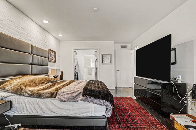 4020 Buena Vista Street, Dallas, TX 75204