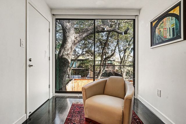 4020 Buena Vista Street, Dallas, TX 75204