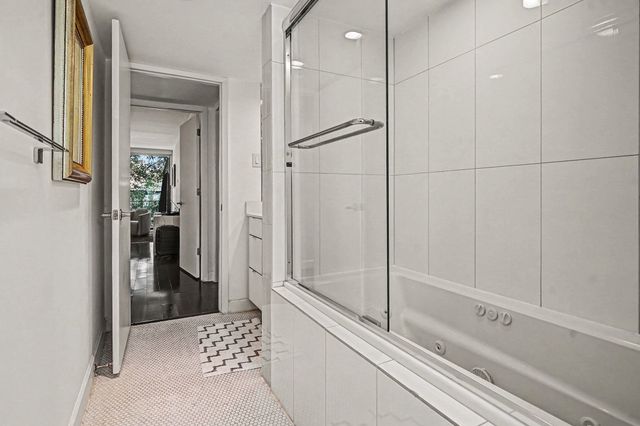 4020 Buena Vista Street, Dallas, TX 75204