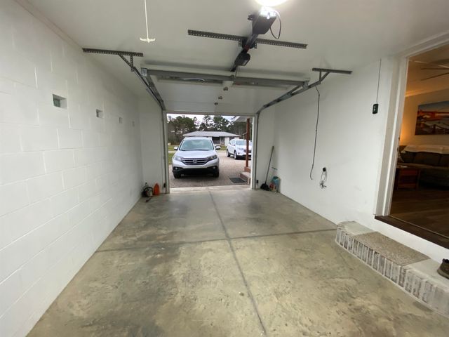 160 CLEMENT DR, Savannah, TN 38372