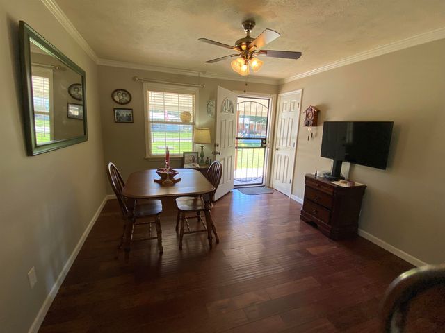 160 CLEMENT DR, Savannah, TN 38372