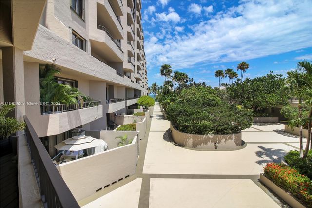 201 Crandon Blvd 927, Key Biscayne, FL 33149